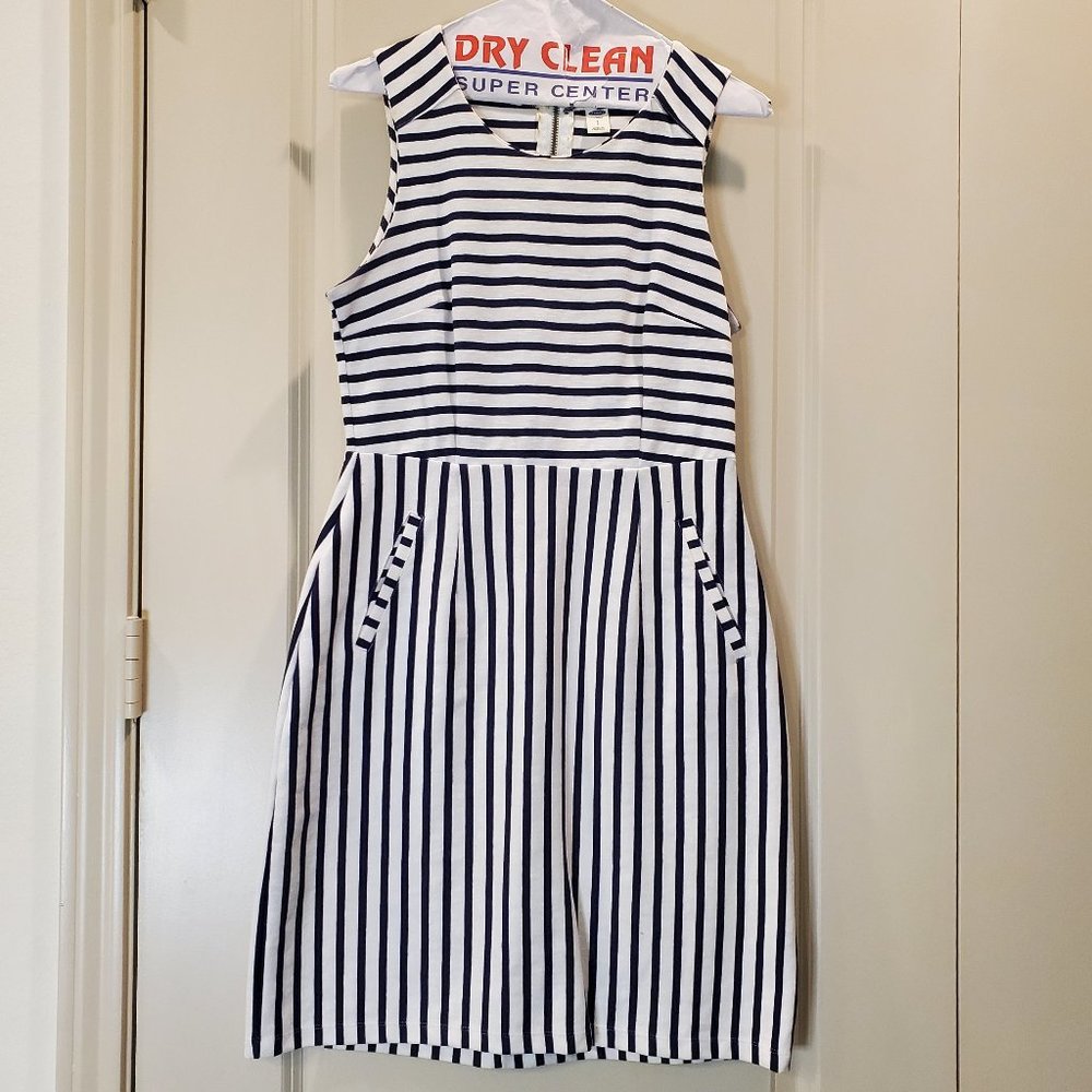 Black and White Striped Casual Dress